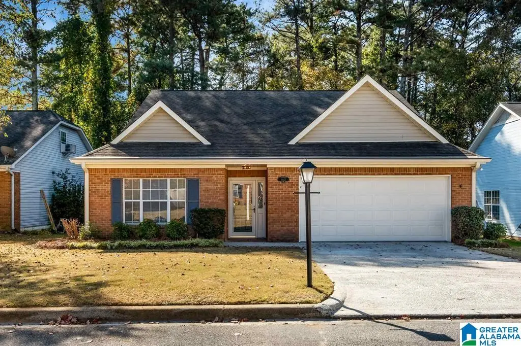 1113 HALE CIRCLE, Center Point, AL 35215 - #1