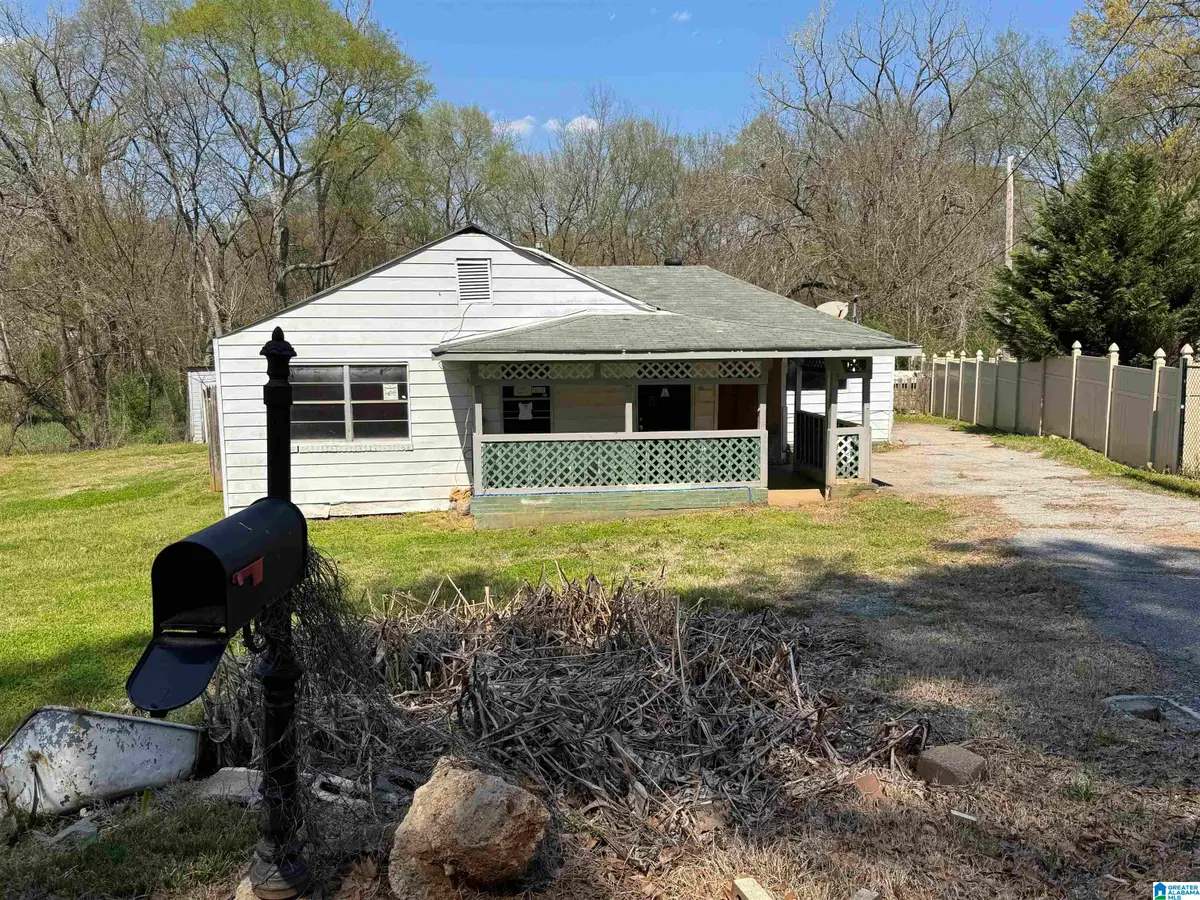 1009 WESTLAKE BOULEVARD, Bessemer, AL 35020 - #1