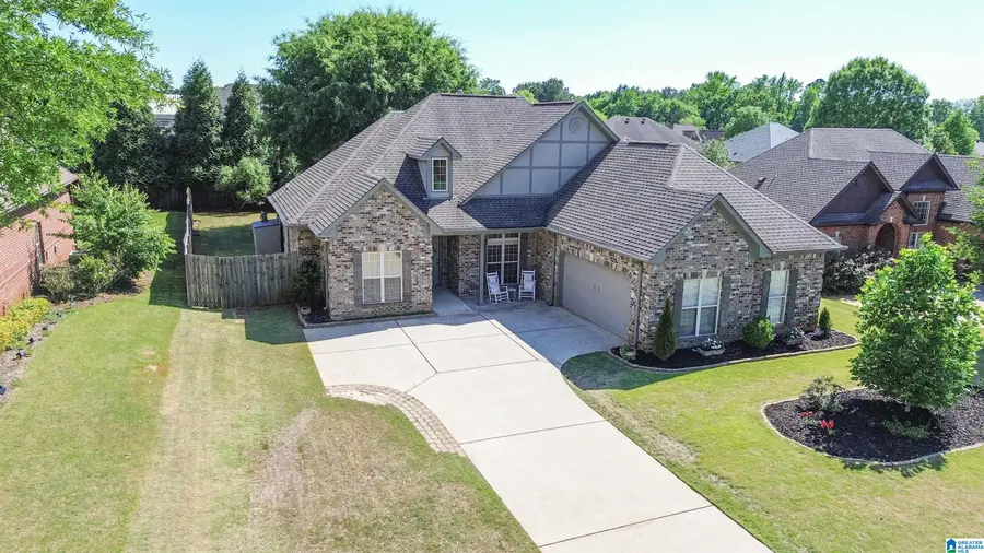 137 TANGLEWOOD DRIVE, Alabaster, AL 35007 - #2