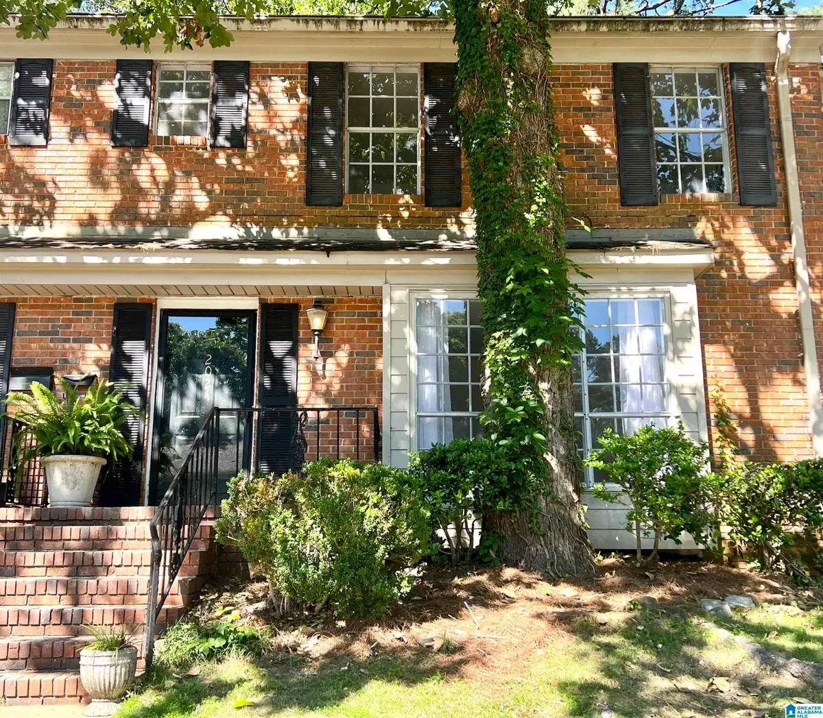 2024 MONTREAT PARKWAY, Vestavia Hills, AL 35216 - #1