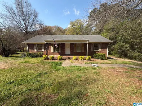 2512 NE 3RD STREET NE, Center point, AL 35215
