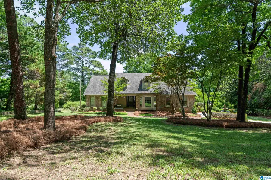 2913 N WOODRIDGE ROAD, Mountain Brook, AL 35223 - #2