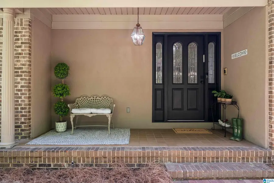 2913 N WOODRIDGE ROAD, Mountain Brook, AL 35223 - #3