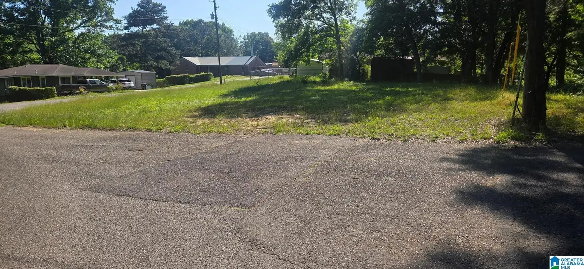 301 40TH COURT N, Birmingham, AL 35207 - #1