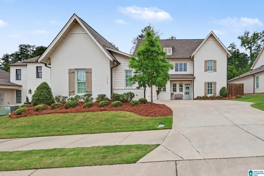 1719 HELEN RIDGE DRIVE, Vestavia Hills, AL 35242 - #2