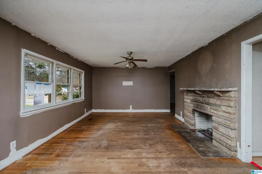 2017 29TH AVENUE, Bessemer, AL 35023 - #2