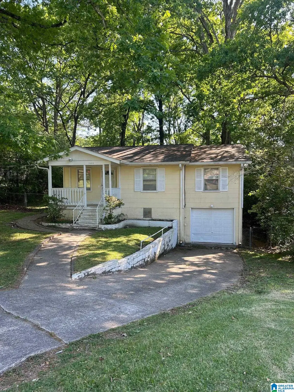 1644 4TH WAY NW, Center Point, AL 35215 - #1