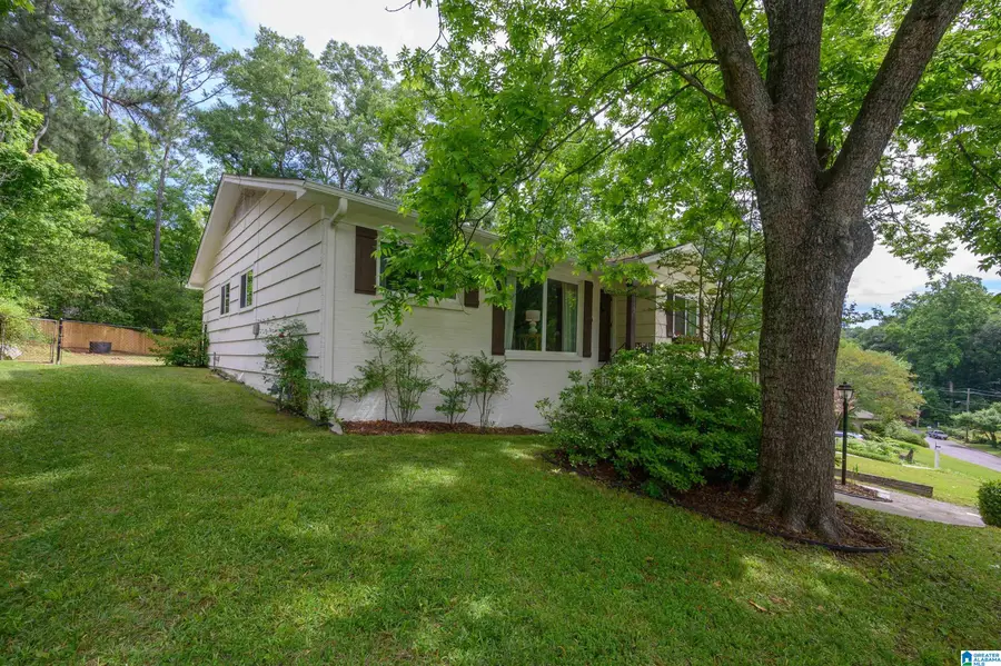 1722 WINDSOR BOULEVARD, Homewood, AL 35209 - #3