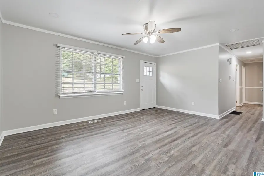 2716 NE 7TH PLACE NE, Center Point, AL 35215 - #3