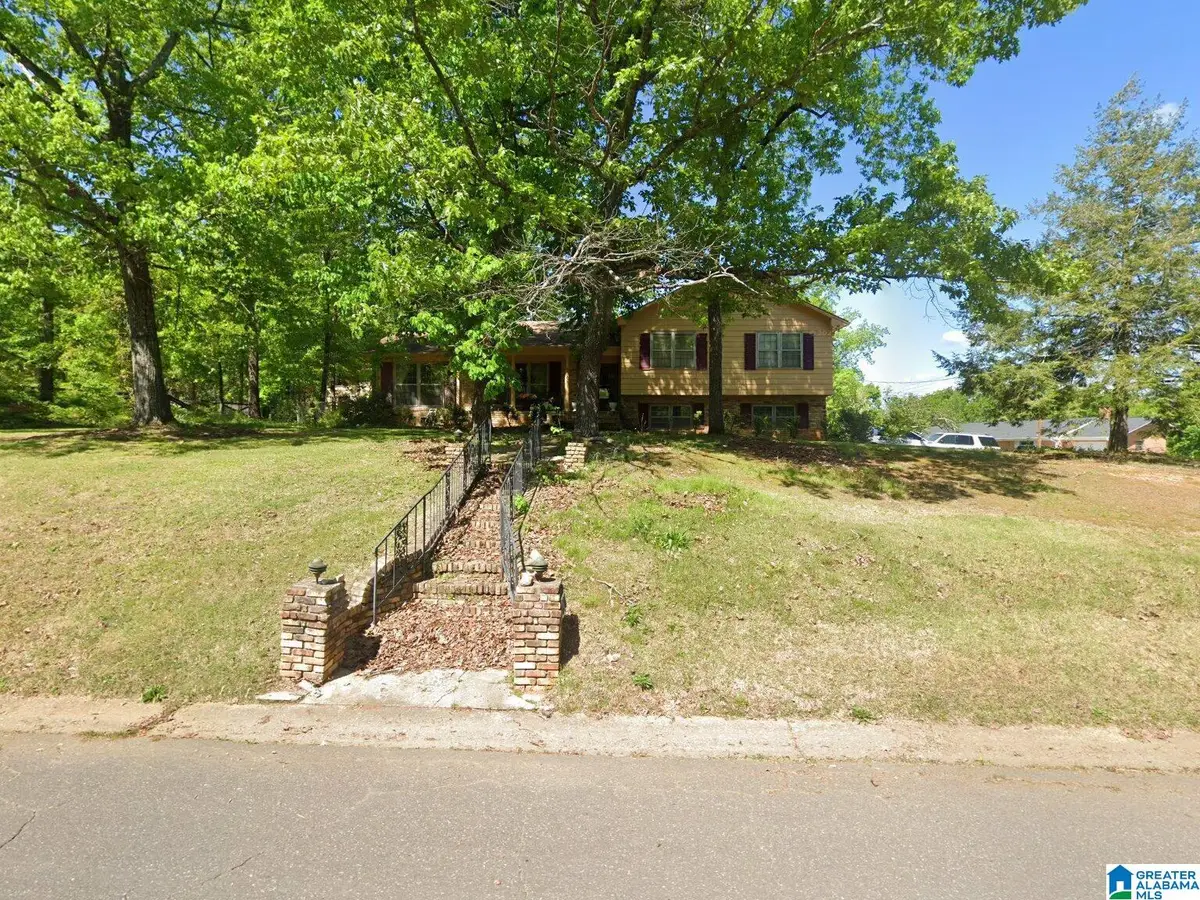616 YELLOWSTONE DRIVE, Birmingham, AL 35206 - #1