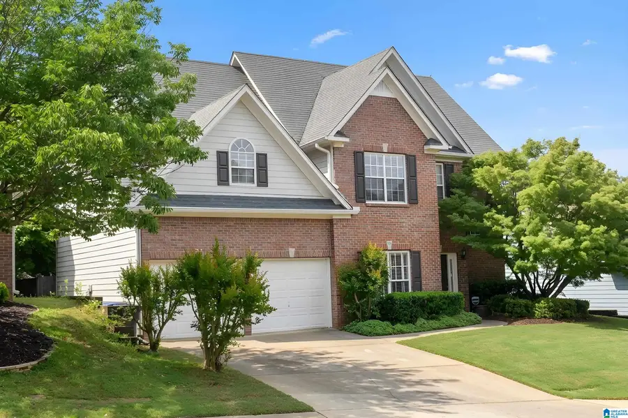 2517 MOUNTAIN COVE, Hoover, AL 35226 - #2