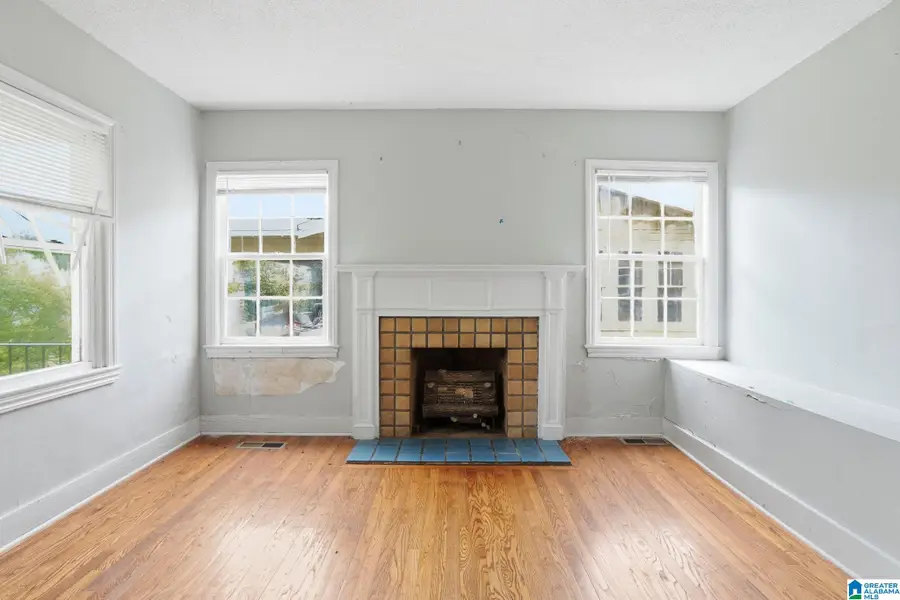 1331 43RD STREET, Birmingham, AL 35208 - #2