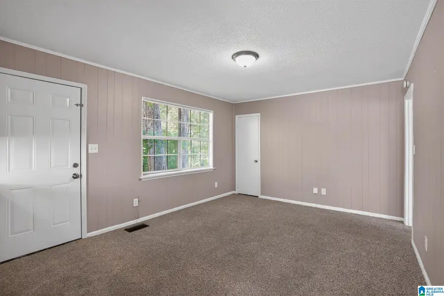 221 JUPITER DRIVE, Center Point, AL 35215 - #2