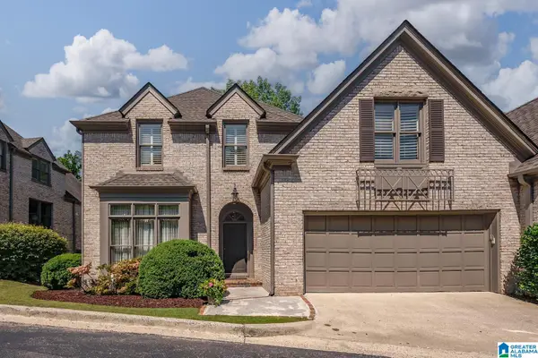 111 MOUNTAIN BROOK PARK DRIVE, Mountain brook, AL 35213