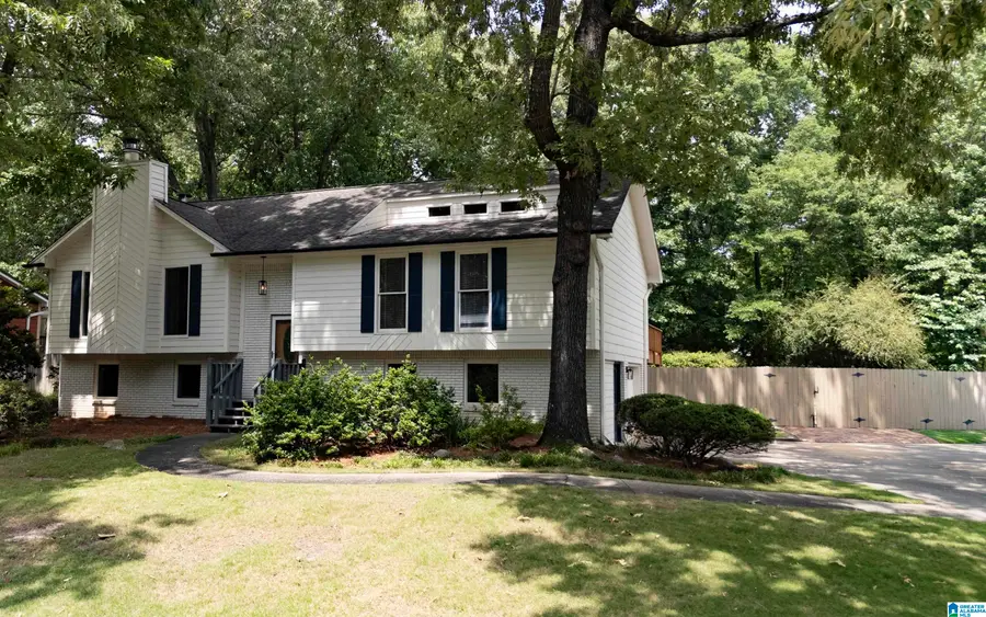 2416 CHANDAWOOD DRIVE, Pelham, AL 35124 - #3