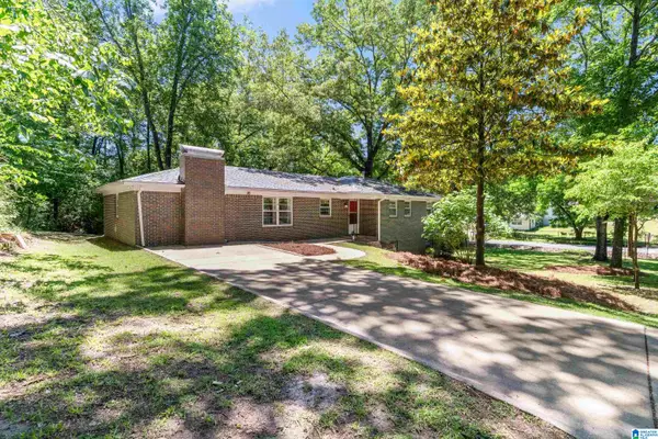 1123 5TH AVENUE NW, Alabaster, AL 35007