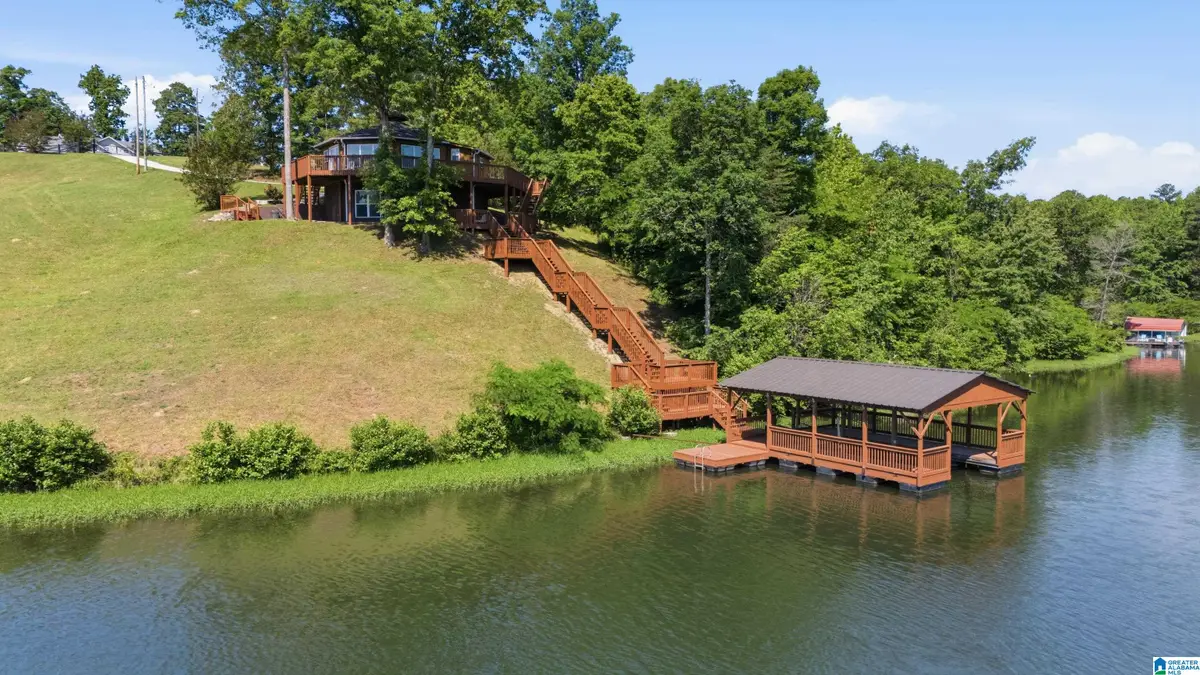 1595 OVERLOOK POINT, Warrior, AL 35180 - #1