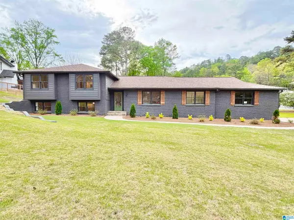 2354 TYROL PLACE, Vestavia hills, AL 35216