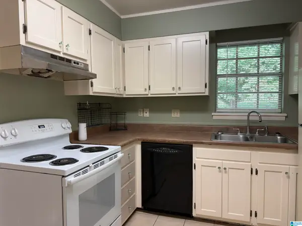 2100 MONTREAT DRIVE, Vestavia hills, AL 35216