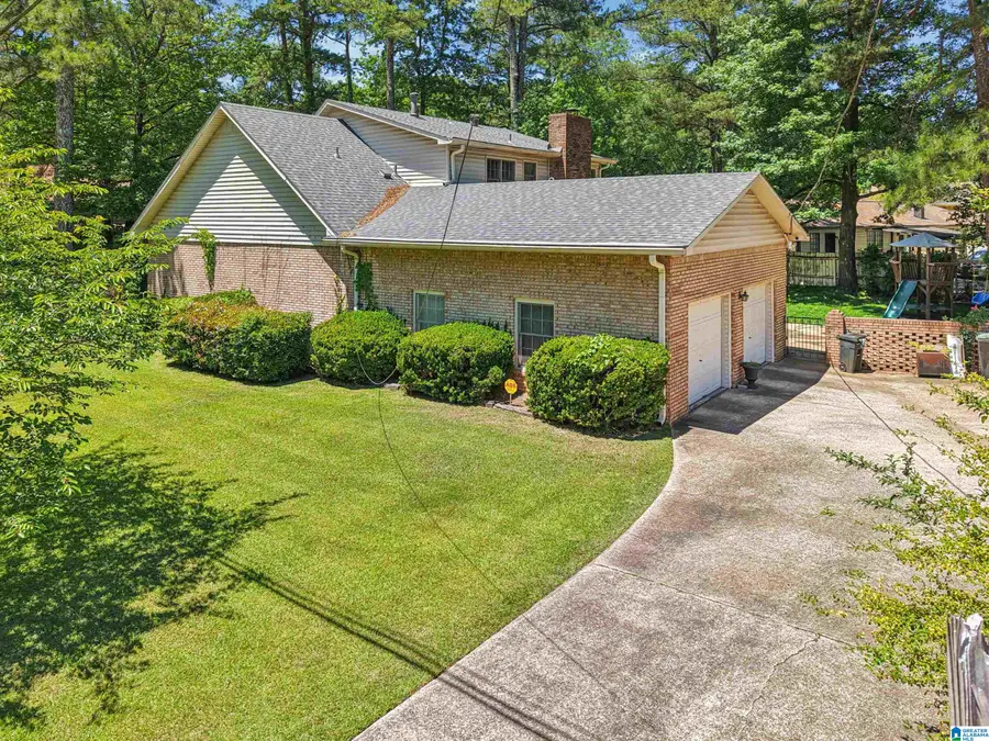 1213 STONEHEDGE DRIVE, Birmingham, AL 35235 - #3