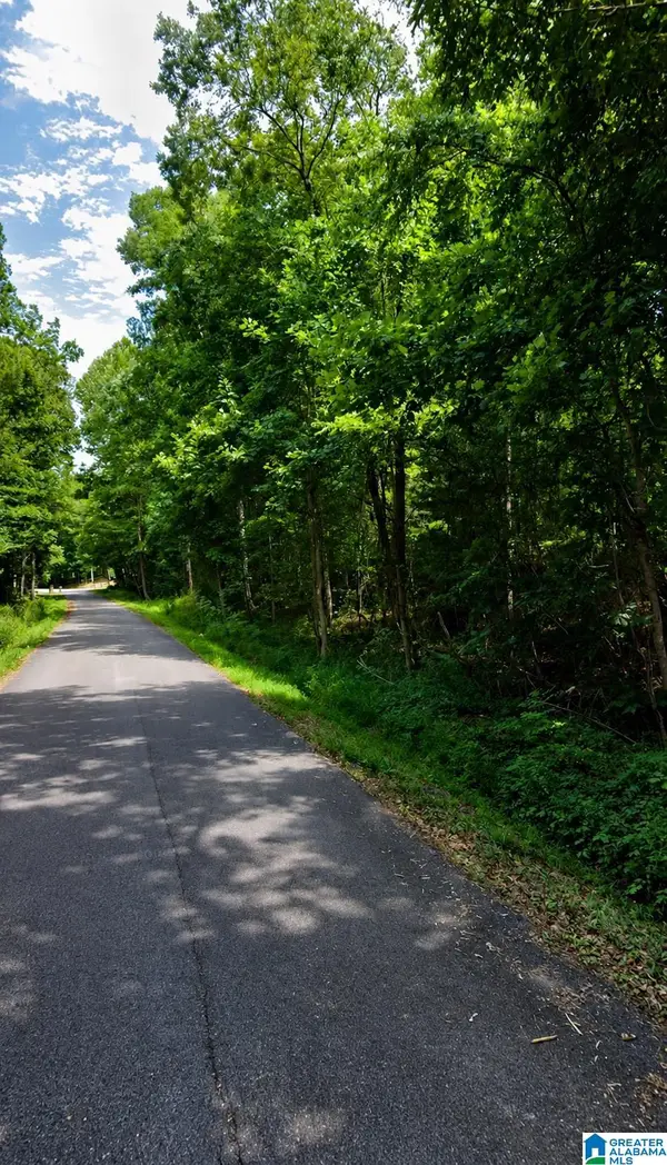HICKORY HILL ROAD, Rainbow city, AL 35906