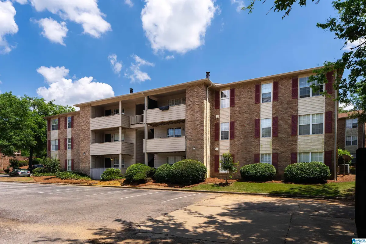 1108 CHAPEL CREEK DRIVE, Hoover, AL 35226 - #1