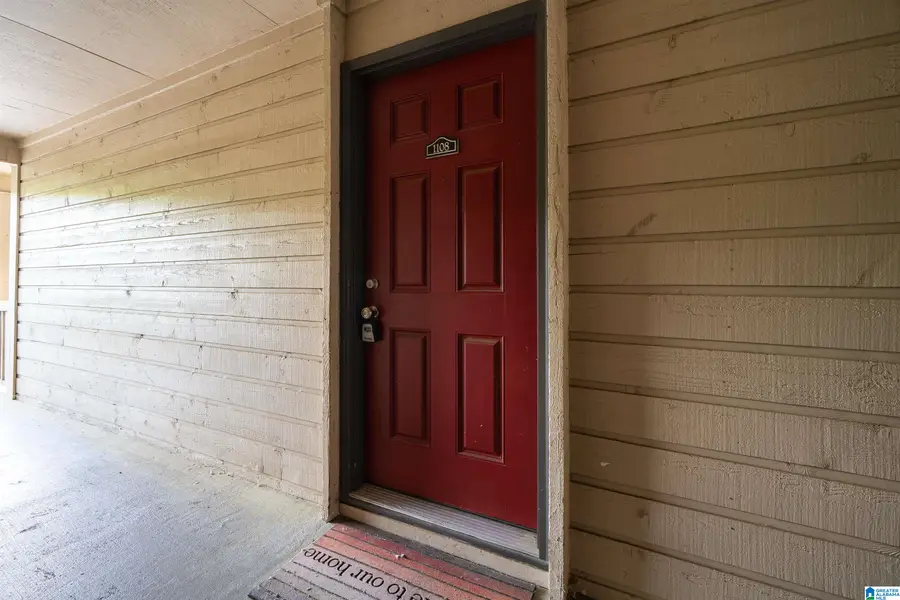 1108 CHAPEL CREEK DRIVE, Hoover, AL 35226 - #3
