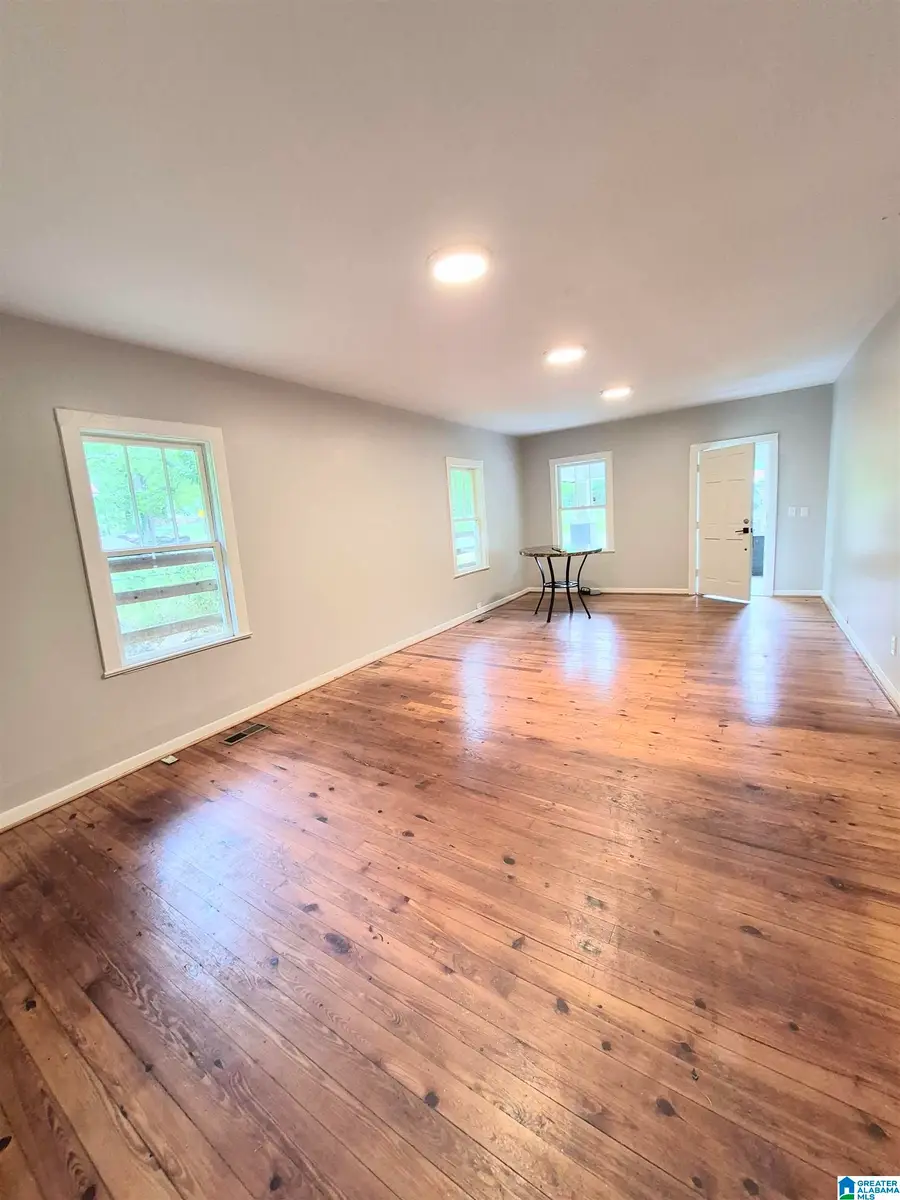 8322 5TH AVENUE S, Birmingham, AL 35206 - #2