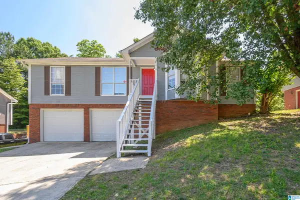 1917 PEBBLE LAKE CIRCLE, Birmingham, AL 35235