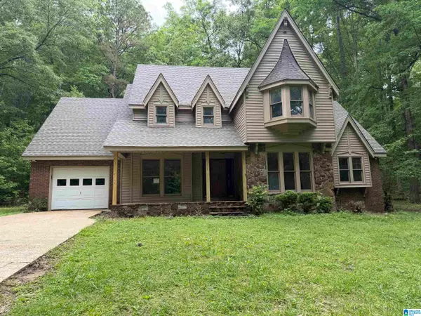 2215 COUNTY ROAD 81, Fayette, AL 35555