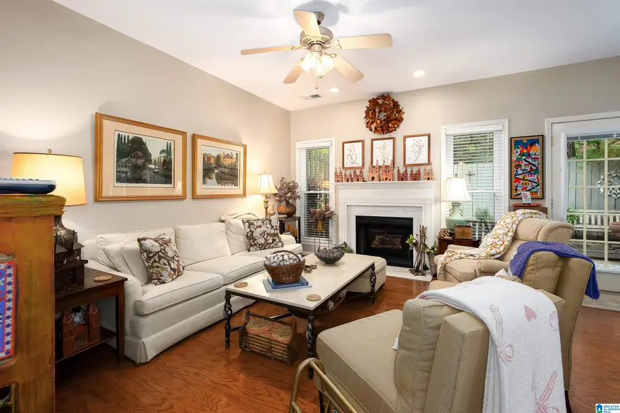 533 HACKBERRY RIDGE COVE, Birmingham, AL 35226 - #2
