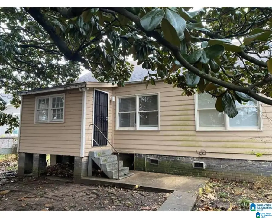 3015 AVENUE H, Birmingham, AL 35218 - #3