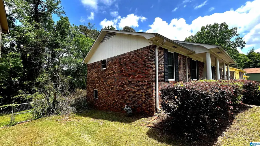 924 TAMMY ANNE DRIVE, Birmingham, AL 35235 - #2
