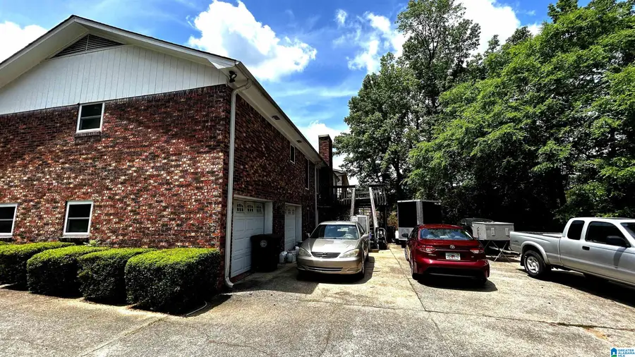 924 TAMMY ANNE DRIVE, Birmingham, AL 35235 - #3
