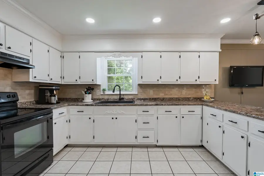 374 VALLEY LANE, Warrior, AL 35180 - #3