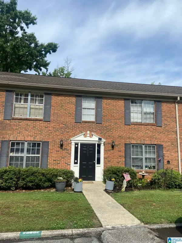 2060 MONTREAT DRIVE, Vestavia hills, AL 35216