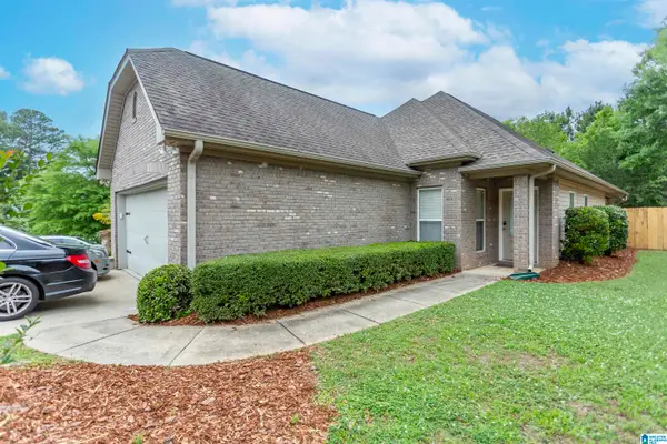 5237 COTTAGE CIRCLE, Hoover, AL 35226
