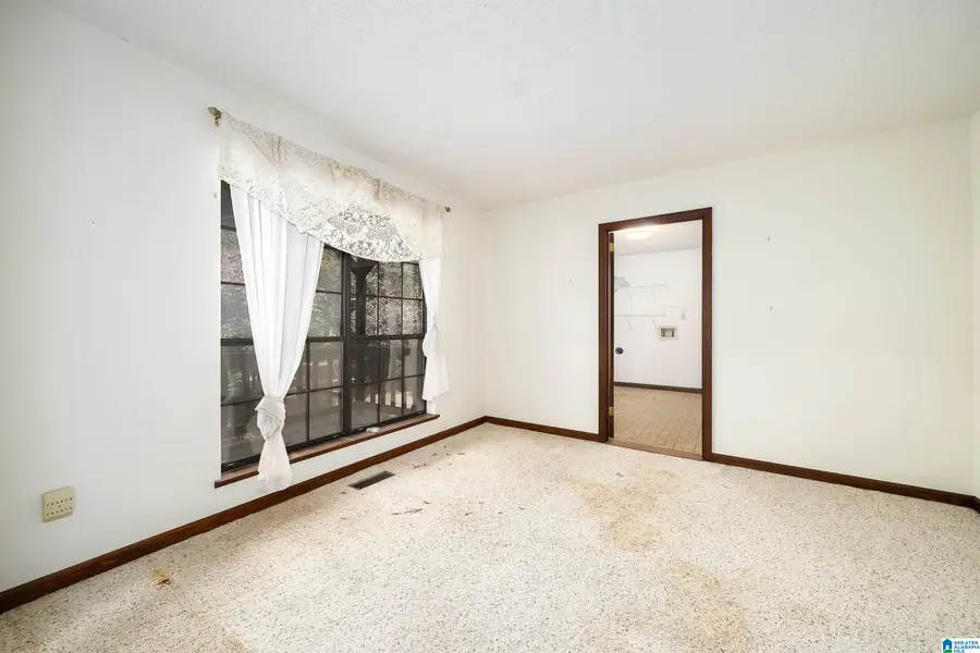 1613 GLENRIDGE CIRCLE, Bessemer, AL 35022 - #3
