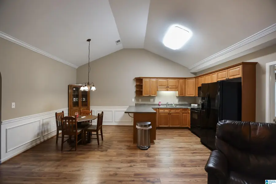 553 CAHABA MANOR DRIVE, Pelham, AL 35124 - #2