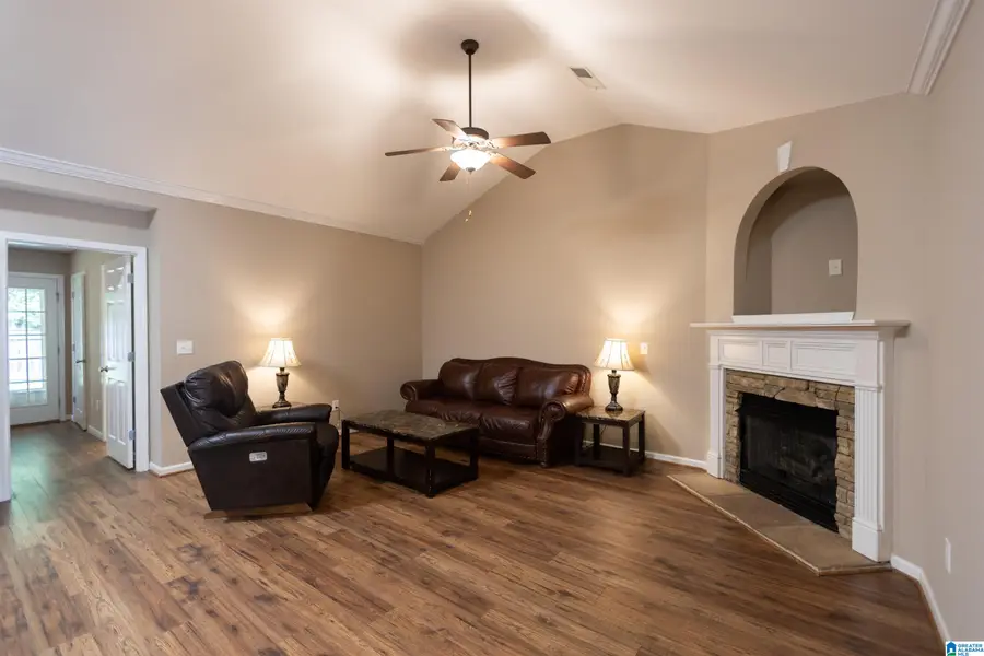 553 CAHABA MANOR DRIVE, Pelham, AL 35124 - #3