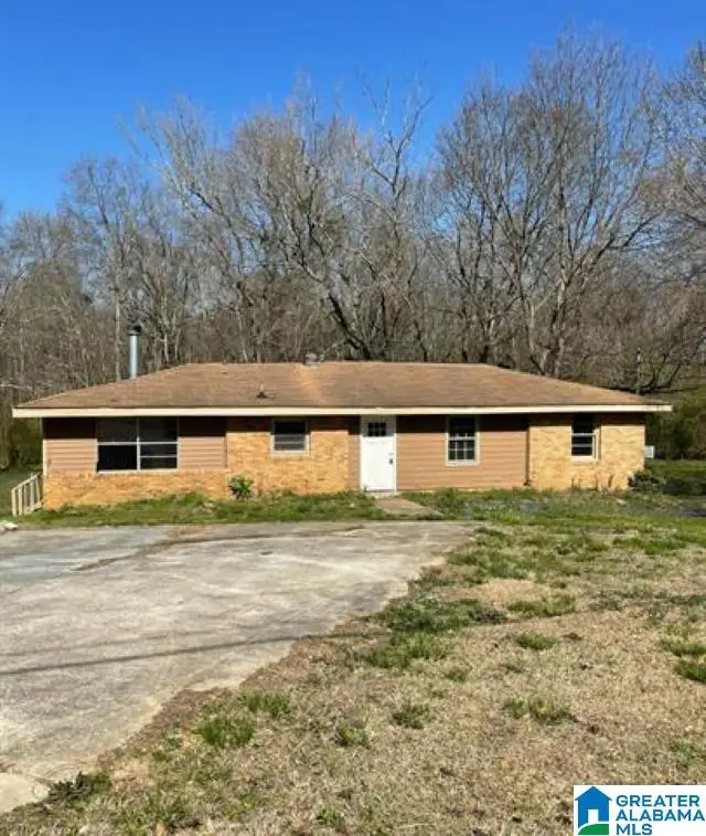 1804 OLD SPRINGVILLE ROAD, Center Point, AL 35215 - #1