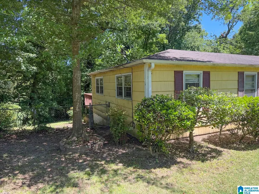 925 T STREET, Birmingham, AL 35235 - #2