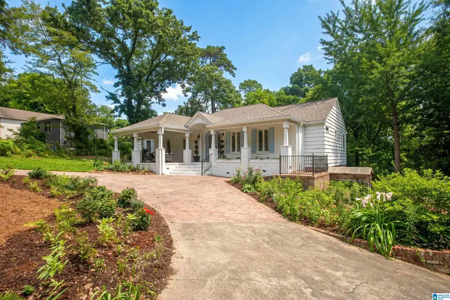 2557 MOUNTAIN WOODS DRIVE, Vestavia Hills, AL 35216 - #3
