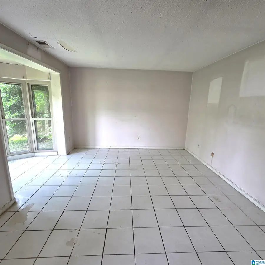 1717 57TH STREET W, Birmingham, AL 35228 - #3