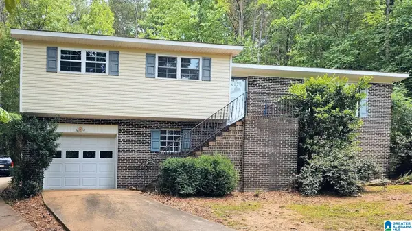 215 OAK RIDGE DRIVE, Oneonta, AL 35121