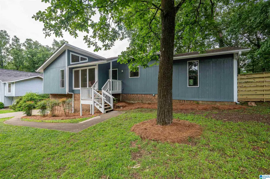 132 PORTSOUTH LANE, Alabaster, AL 35007 - #2