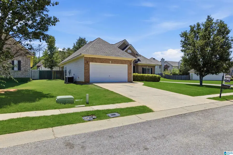225 STONECREEK WAY, Helena, AL 35080 - #2