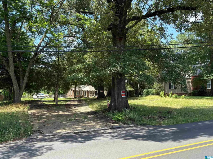 3144 ALLISON BONNETT MEMORIAL DRIVE, Hueytown, AL 35023 - #3