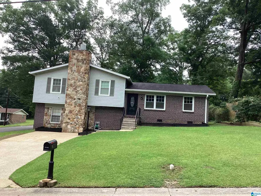 1633 6TH WAY NW, Center Point, AL 35215 - #2