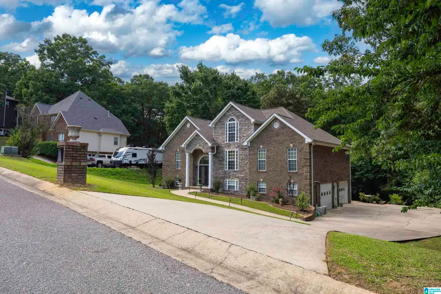 305 FOREST PARKWAY, Alabaster, AL 35007 - #2